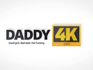 Daddy4k. anya suitor initiates boldog kettő csábító tini lassies